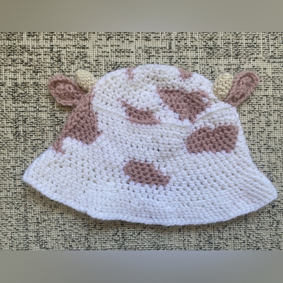 Cute Cow Hat - Picture 2 of 5